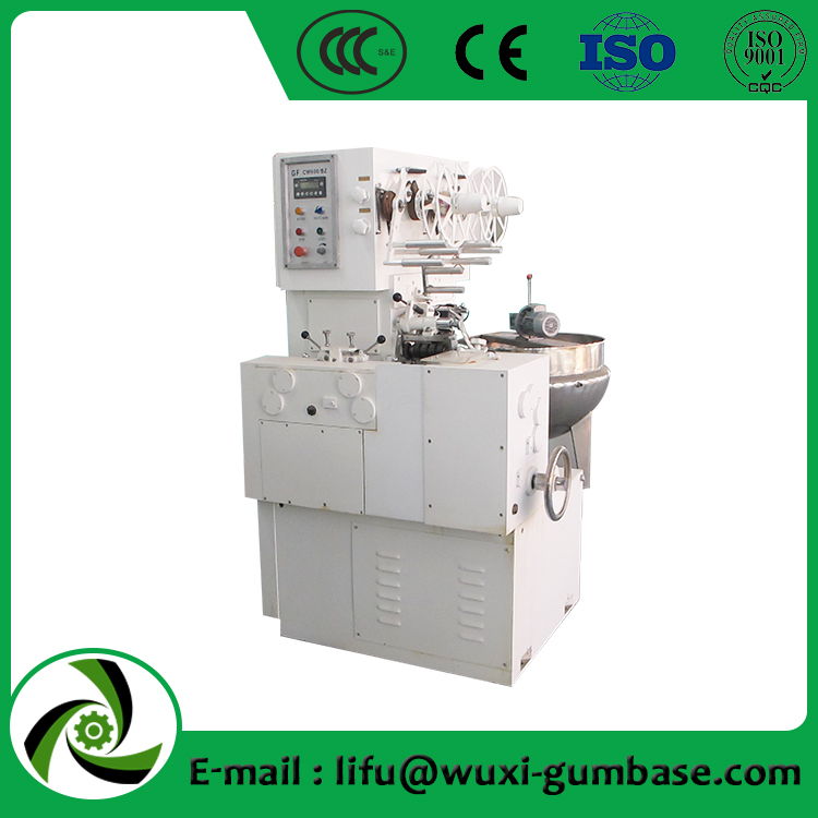 cutting and folding or twisting packing machine